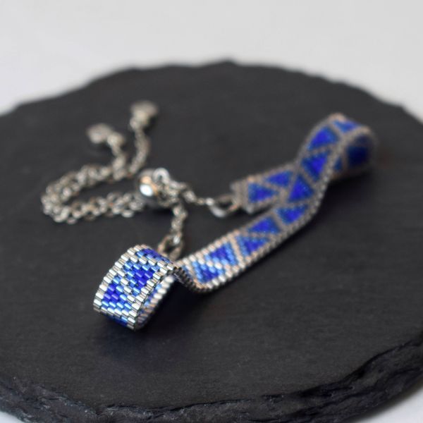 Blue geometric bracelet with palladium